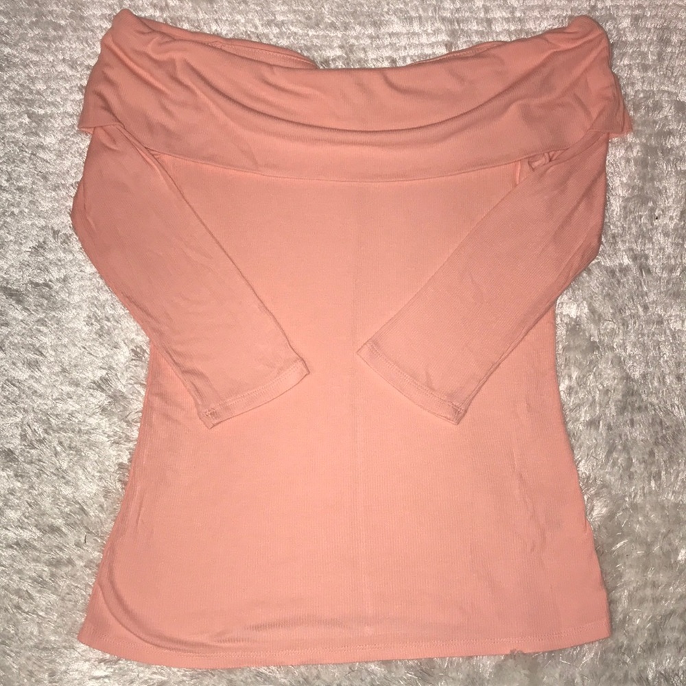 Coral Off-the-Shoulder Shirt💓